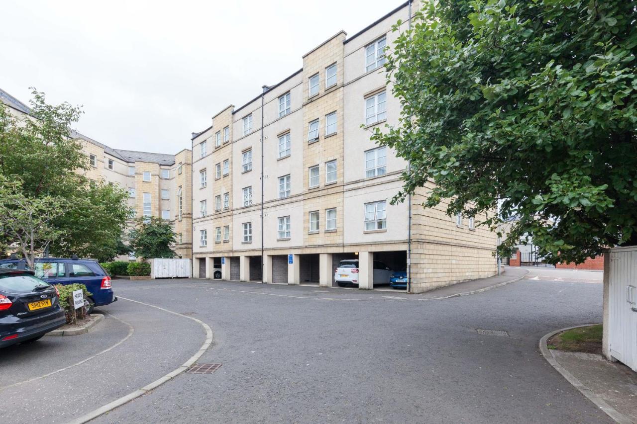 Annandale Street Quiet Central Family Apartment With Parking Edinburgh Exteriér fotografie